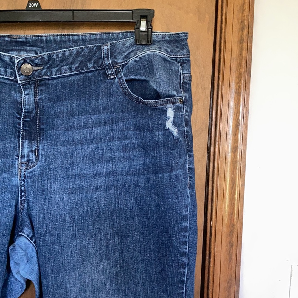 Venezia distressed jean with stretch size 26 S - Picture 7 of 16